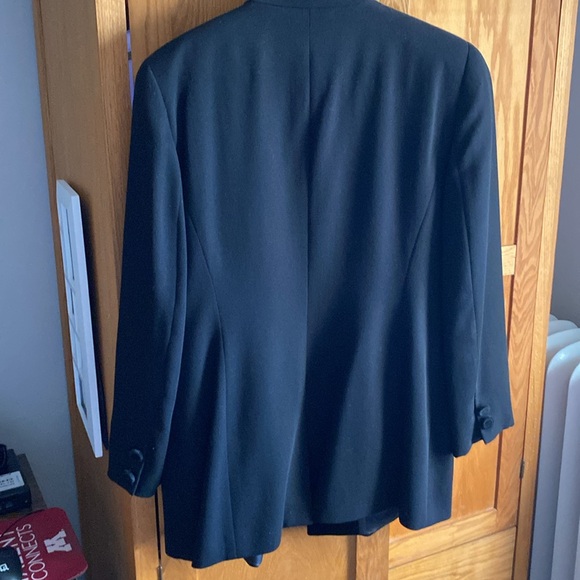 Louis Feraud Set black velvet trimmed suit jacket size 14 - Picture 3 of 10